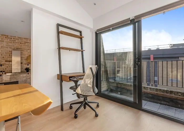 Central London-Modern Contemporary Flat